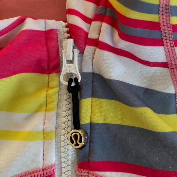 EUC Lululemon Define Jacket - Picture 8 of 11